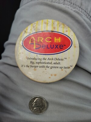 Arch Deluxe Burger McDonald's Cheeseburger Hamburger Button Pinback Pin