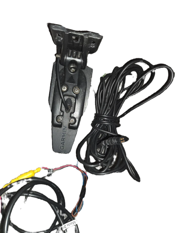 Garmin - Striker Vivid 5cv con Transductor GT20TM Usado Buen Estado Probado Foto 3 de 3