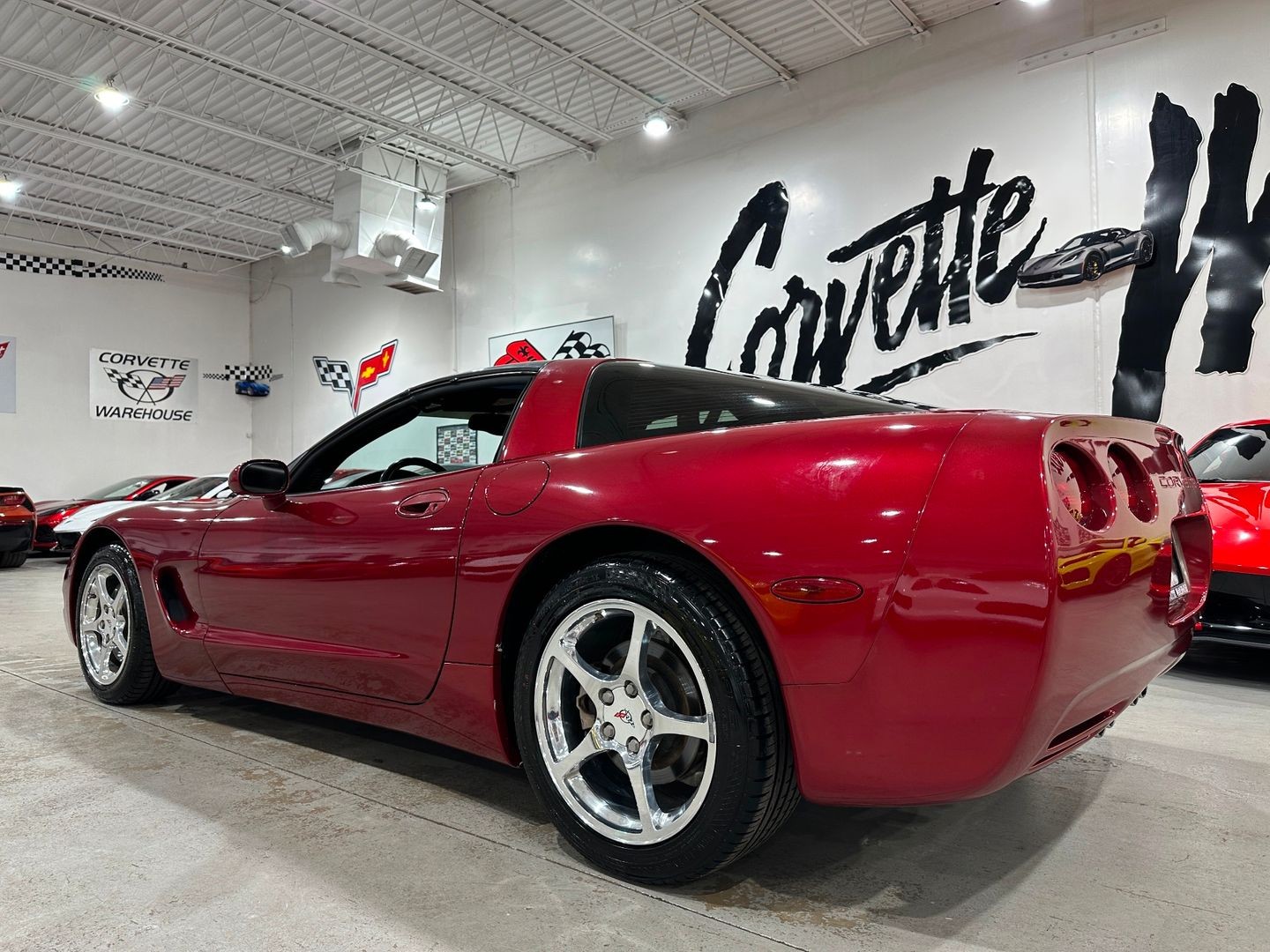 2001 [86U] Magnetic Red II Metallic Chevrolet Corvette   | C5 Corvette Photo 5