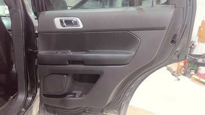 EXPLORER  2011 Door Trim Panel Rear 387650
