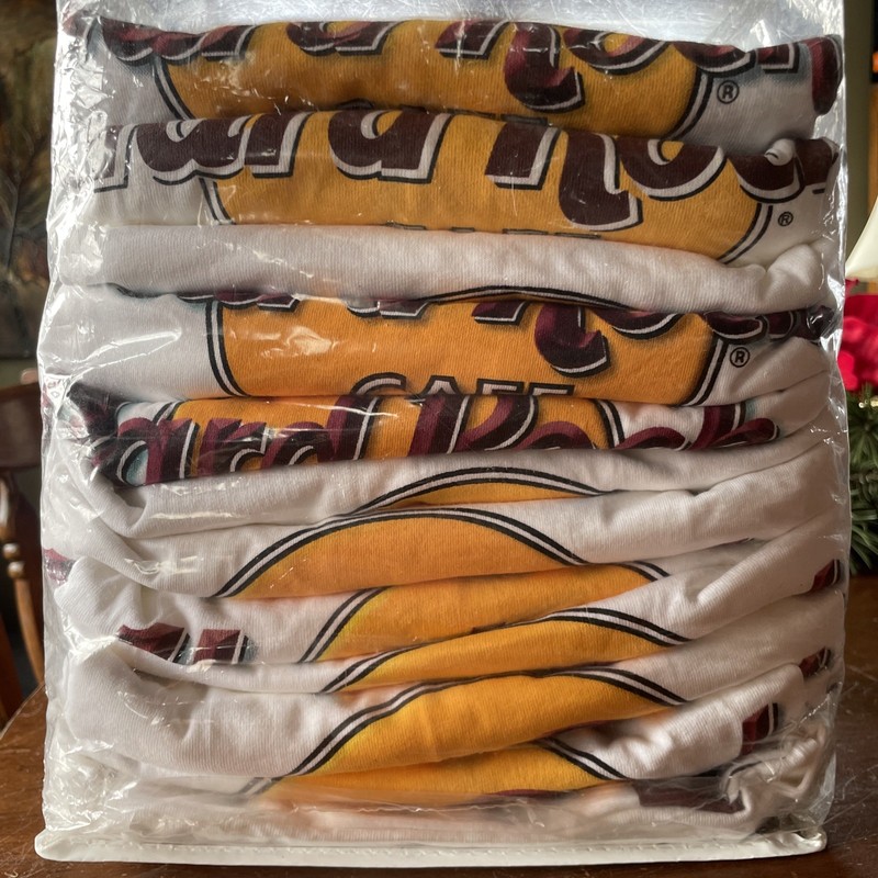 LARGE LOT OF 12 Vintage NWT Hard Rock Cafe Classic T-shirts Size L PRESERVED