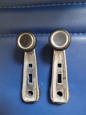 Mercedes W107 SL/SLC 280-500 2 Fensterkurbeln Mercedes W107 SL/SLC 280-500 2 Fensterkurbeln