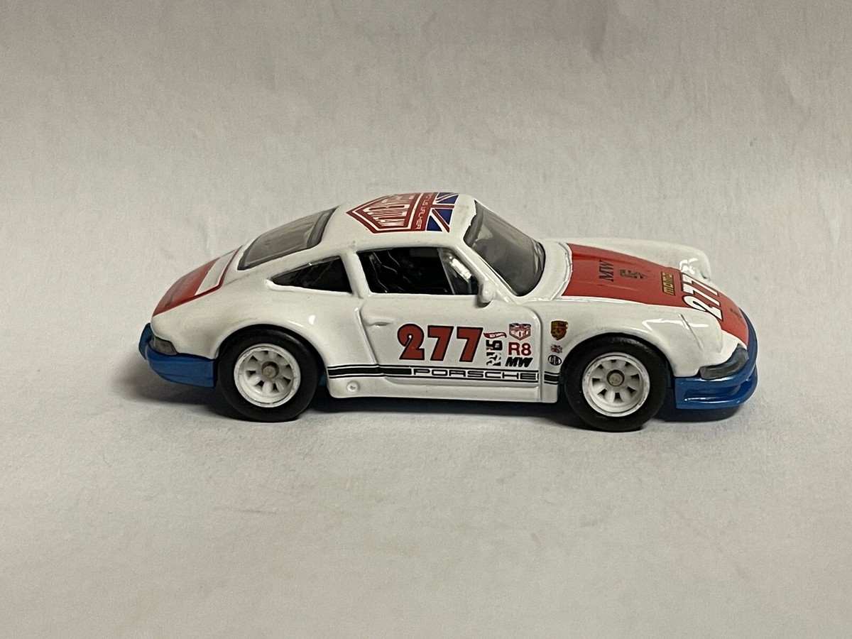 ミニカー HW '71 PORSCHE 911 CHARITY CAR Hot Wheels Car Culture Circuit Legends '71 Porsche 911
