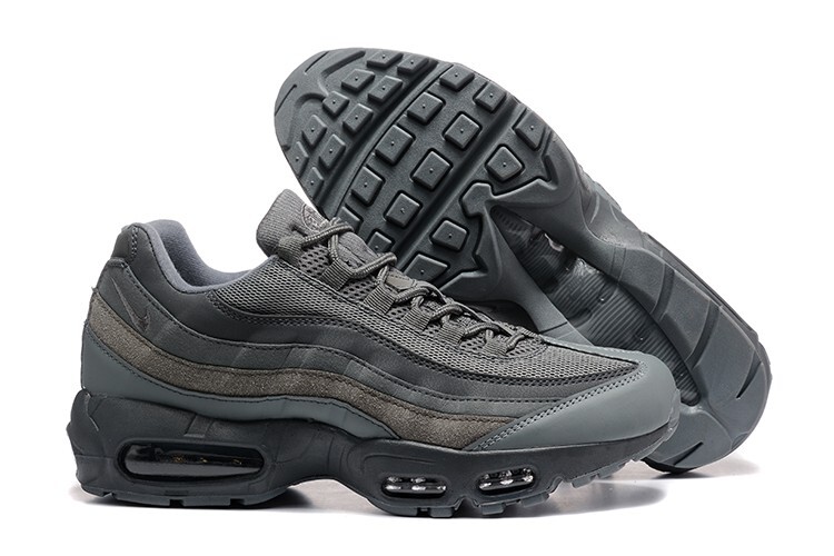 Nike Air Max 95 Mens Gray Vintage Sneakers Retro Running Shoes