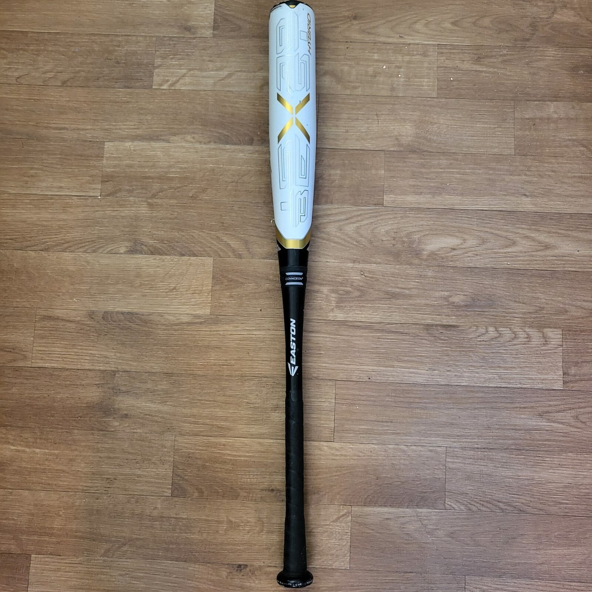 Easton BB18BXH Beast X Hybrid Official Baseball 31 Inch 28 Oz Bat