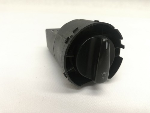 VW Bora  -  Lichtschalter Licht Schalter  1C0941531   (01)