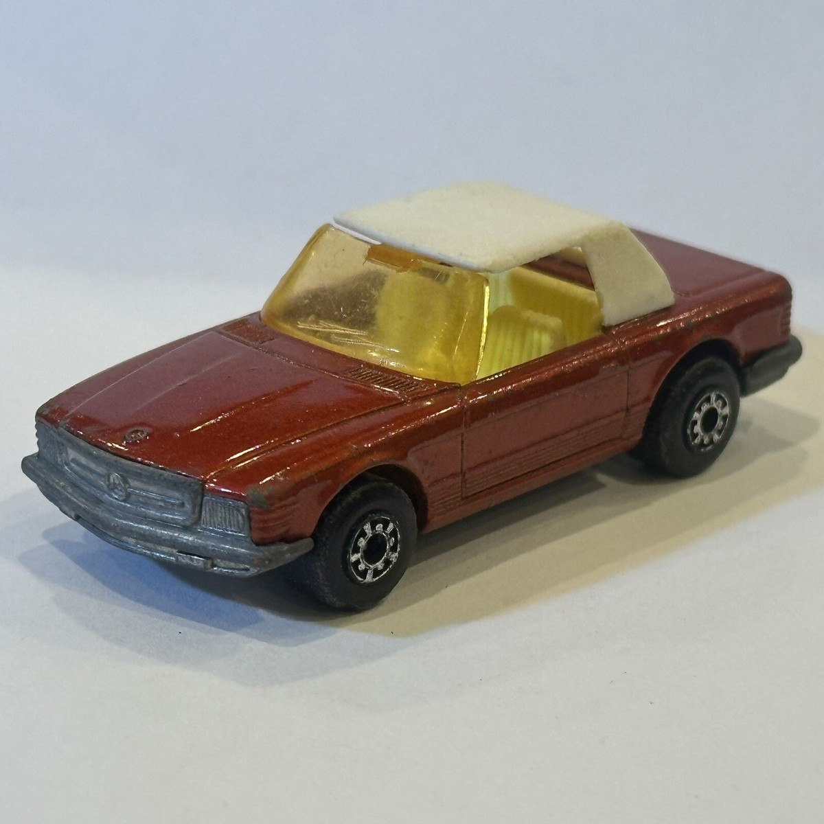 Matchbox Superfast No. 6 Mercedes 350SL, 1973 Lesney England Red