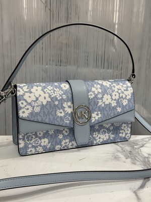 み*こ様 MICHAEL KORS バッグ MICHAEL KORS Greenwich Medium Printed Signature Logo Convertible