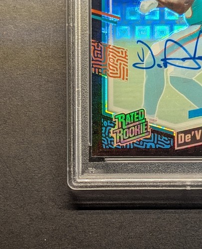 DE'VON ACHANE Rookie Auto 2023 Optic Black Pandora Holo Prizm PSA 9 Mint SP /25 - Bild 4 von 7