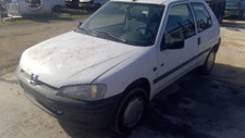 Essieu Peugeot 106