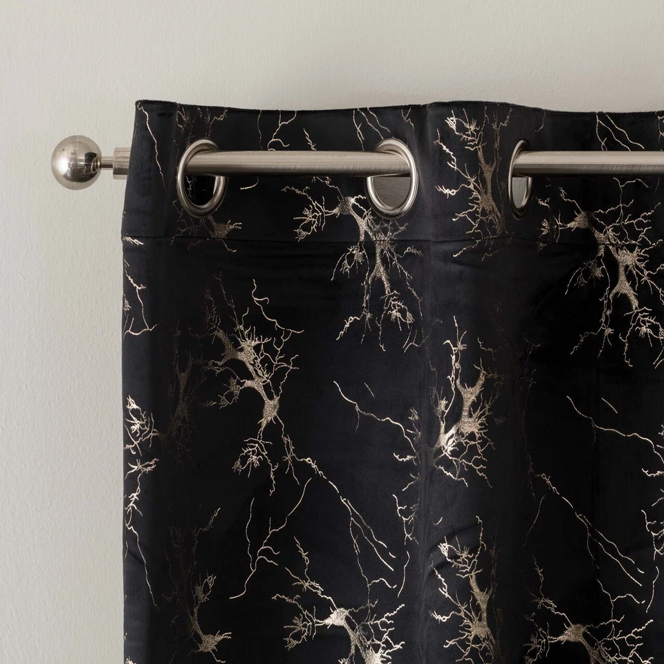 COPPIA TENDA CONFEZIONATA IN VELLUTO JEDDA LINEA ORO 2 PANNELLI CON BORCHIE - Immagine 2 di 3