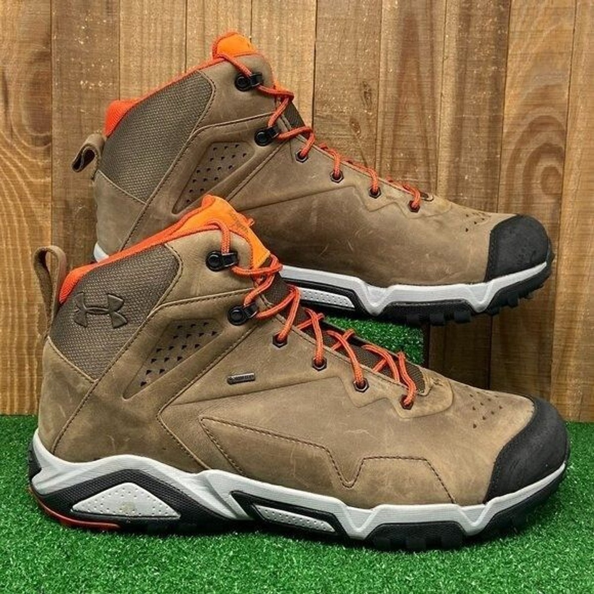 Under Armour 1262061-284 Tabor Ridge Leather Gore-Tex Boots 