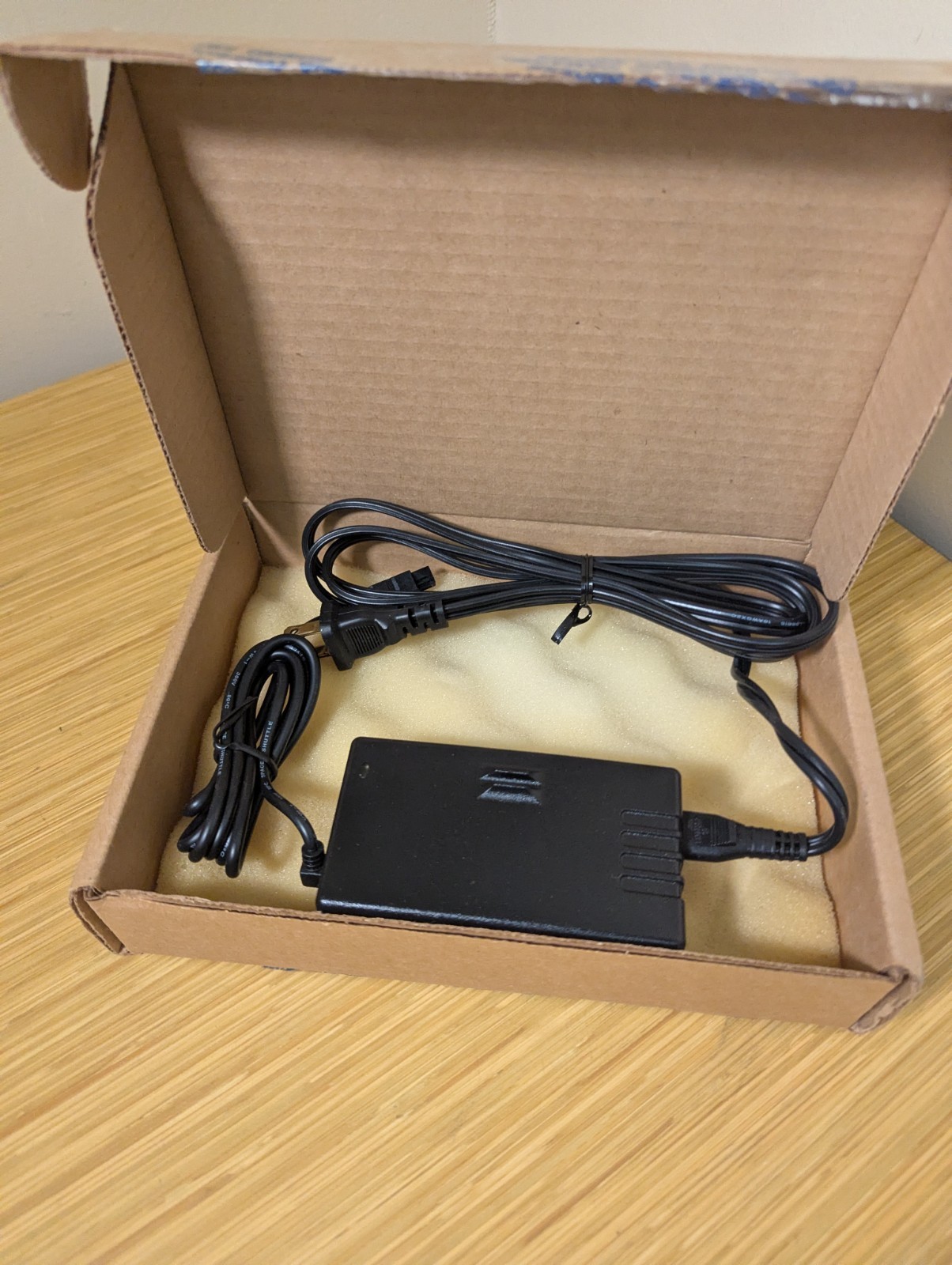 KSE Dell TSA 8 99500 Latitude DEC Sceptre Laptop Power Suppl