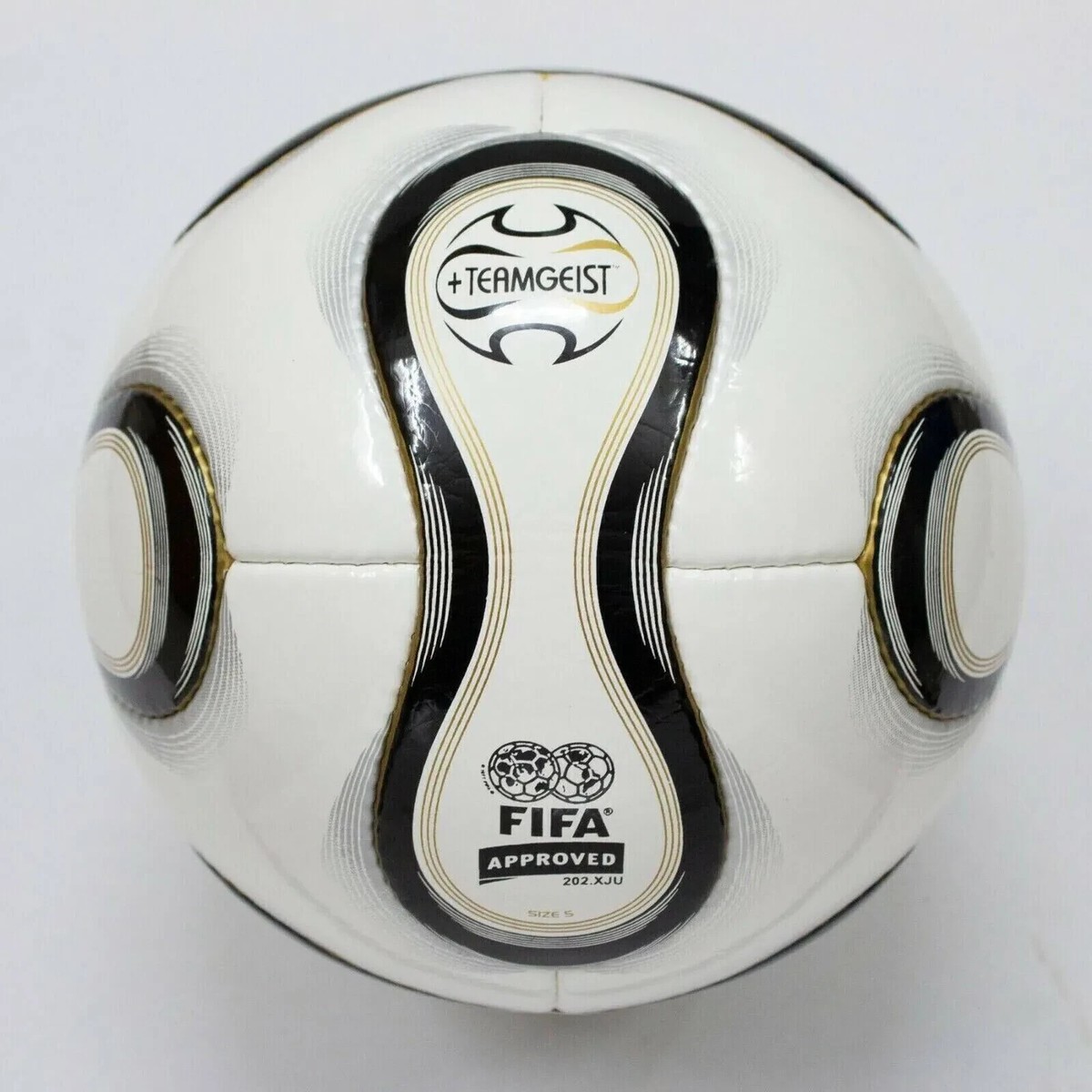 2006 FIFA World Cup Berlin Adidas Teamgeist Game ball Soccer