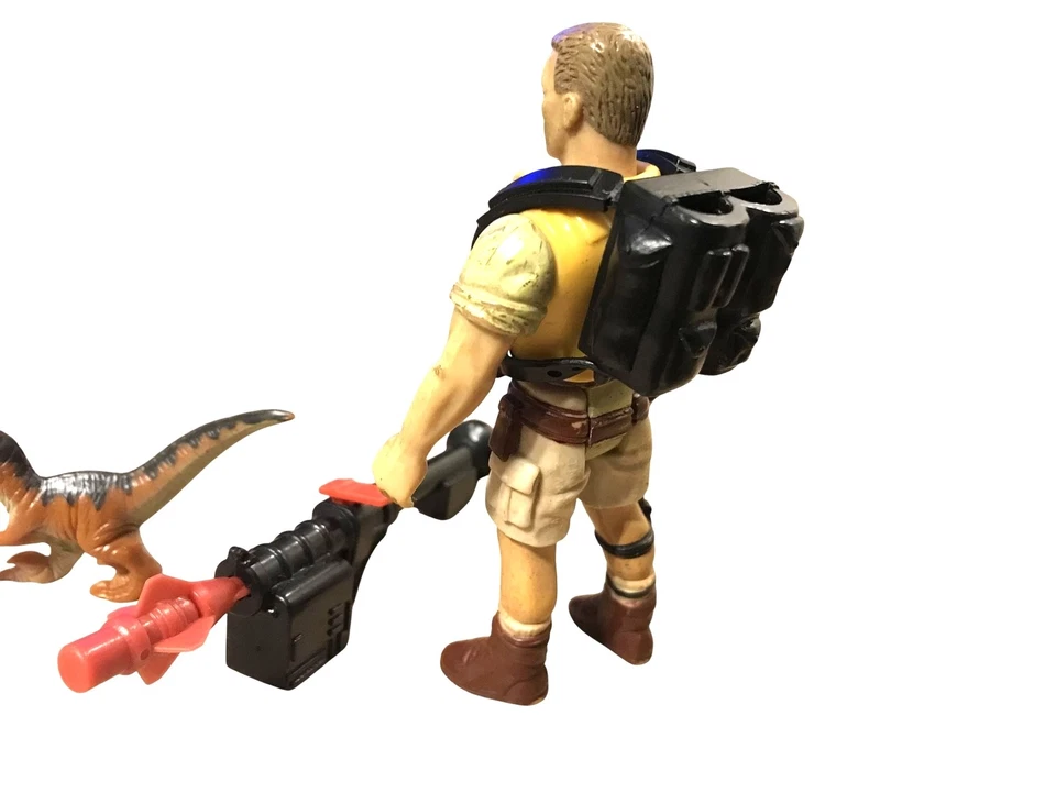 1993 Jurassic Park Robert Muldoon w/ Hatchling Dino & Weapon - Image 4 of 4