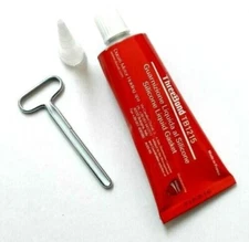 Threebond TB1215 Professional Silicone Liquid Motor Crankcase Gasket