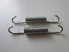 NORTON COMMANDO 750cc TWIN LEADING FRONT BRAKE SHOE SPRING 1968-72