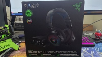 Razer Kraken V4 Pro Wireless Gaming Headset with OLED Control THX Audio