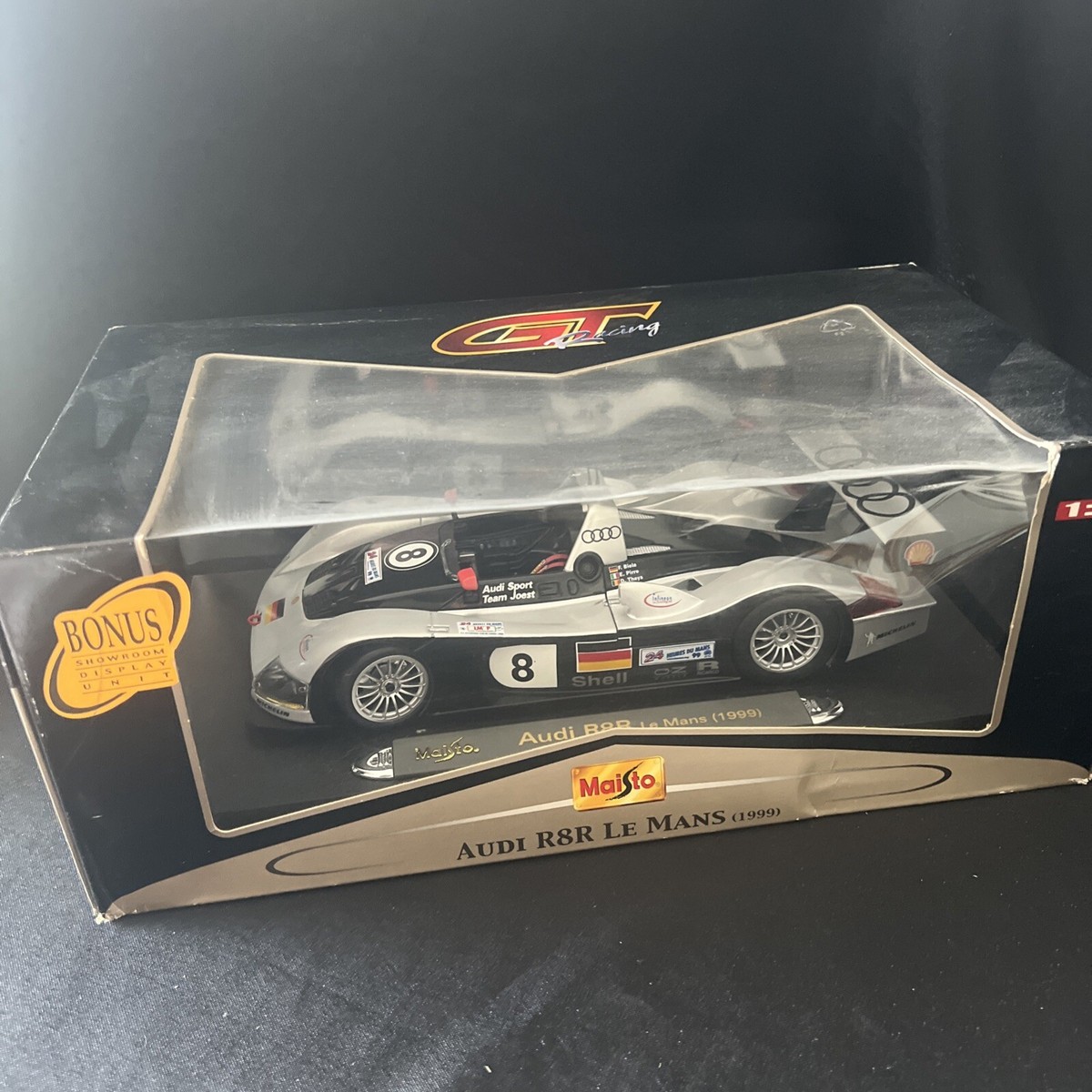 Audi T8Re Mans 1/18スケール 長さ約２６ｃｍ　Maisto AUDI R8r Le Mans 1999 Diecast Maisto Model Bonus Showroom