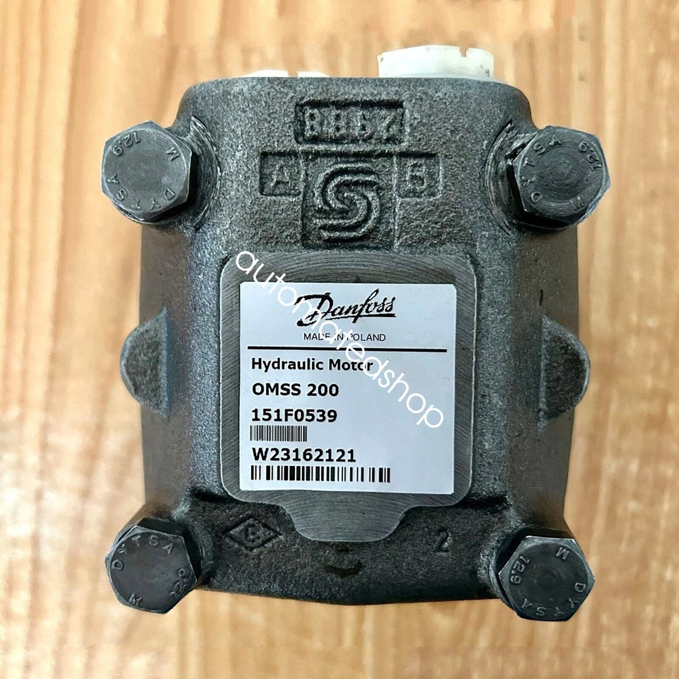 1PCS New OMSS200 151F0539 hydraulic motor Shipping DHL or FedEX - Image 2 of 2