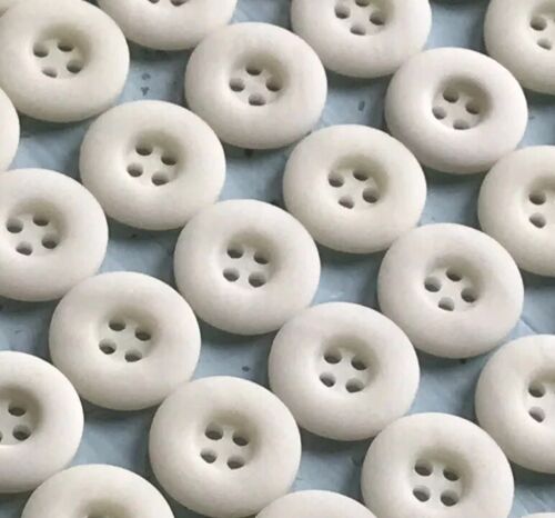 12 XVintage White 4 Hole 1.5cm Plastic Original Buttons Matching Set Lovely Size - Picture 3 of 4