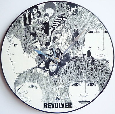 ビートルズ 掛時計 Revolver 12