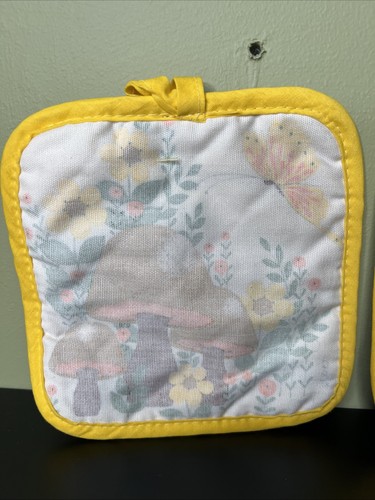 Vintage NWT Mushroom Kitchen Classics Oven Mitt Pott holders 80s Set Of 2 - Picture 5 of 6