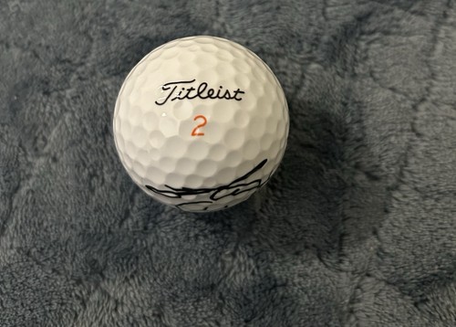 Yuna Nishimura signed Titleist Golfball LPGA Autogramm Auto - Bild 3 von 3
