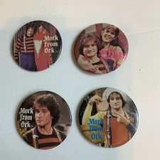 (4) Vintage Mork from Ork Buttons Pinbacks Mork And Mindy TV Robin Williams 70s