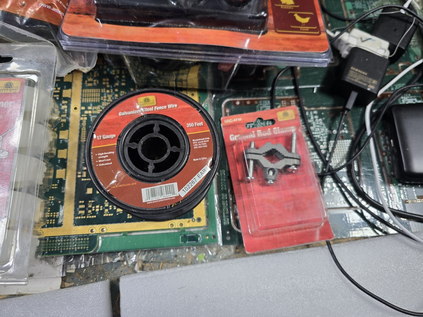 AMERICAN FARM WORKS-EXACT-15 Mile AC Low Impedance Electric Fence w/Accessories