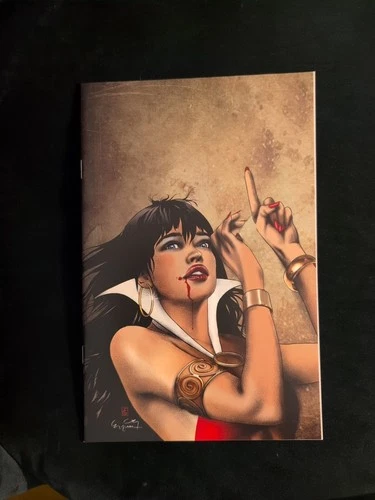 VAMPIRELLA #673 ERGUN GUNDUZ  INCENTIVE VIRGIN VARIANT 1