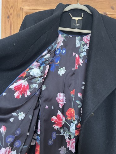 Ted Baker Women's Black Size 5, Wool /cashmere size 16 Jacket - Picture 3 of 3