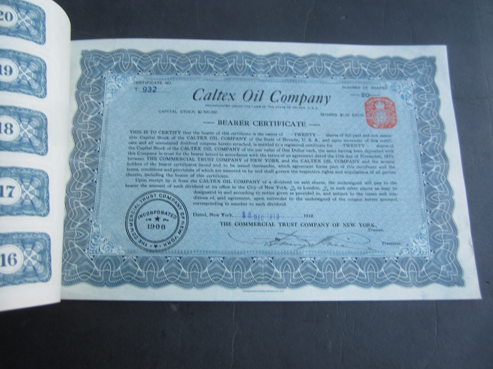 1919 - CALTEX OIL Co. - NEVADA - Stock / BEARER Certificate w/ Dividends Coupons