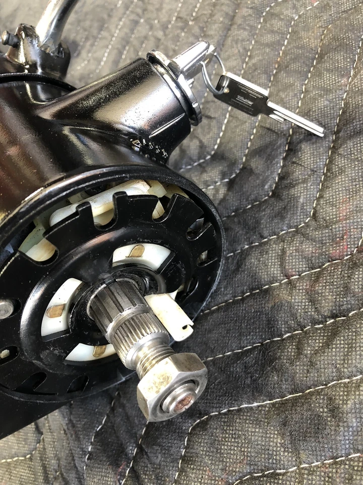 82-90 B CUERPO GM CAPRICE IMPALA OLDSMOBILE 88 BUICK ELECTRA COLUMNA DE DIRECCIÓN INCLINABLE Foto 4 de 4