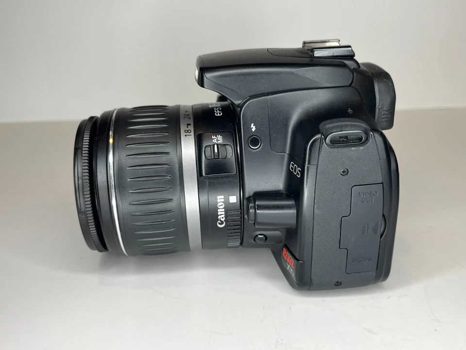 Canon EOS 400D Rebel XTi Digital SLR Camera, 18-55mm lens w/ charger  #21 - Image 4 of 4