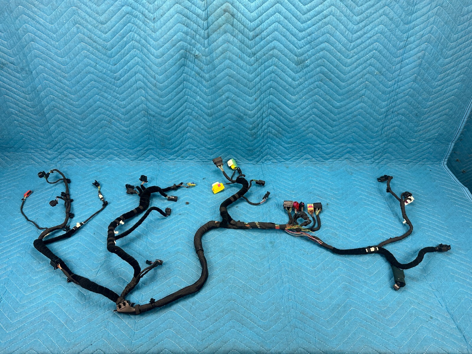 Bentley Continental Flying Spur Front Passenger's Seat Wiring Harness 2009 OEM