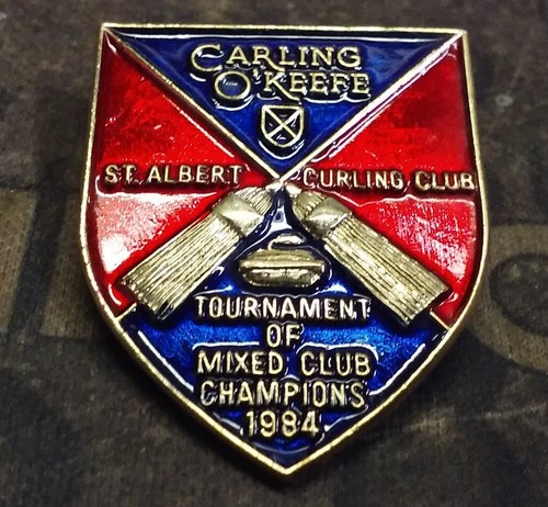 Carling O'Keefe St. Albert Curling Club vintage pin badge Mixed Club Champions