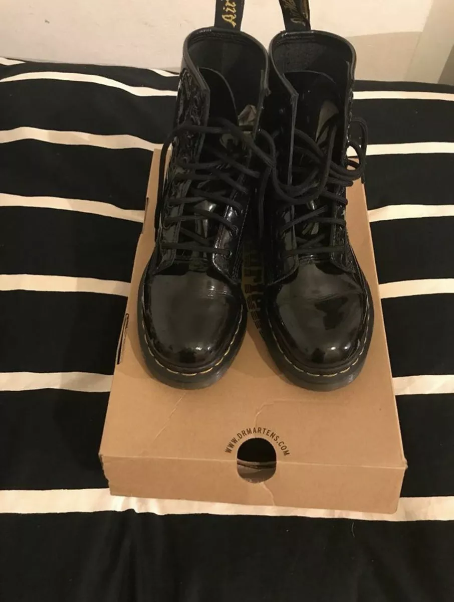 Dr martens sales nere vernice