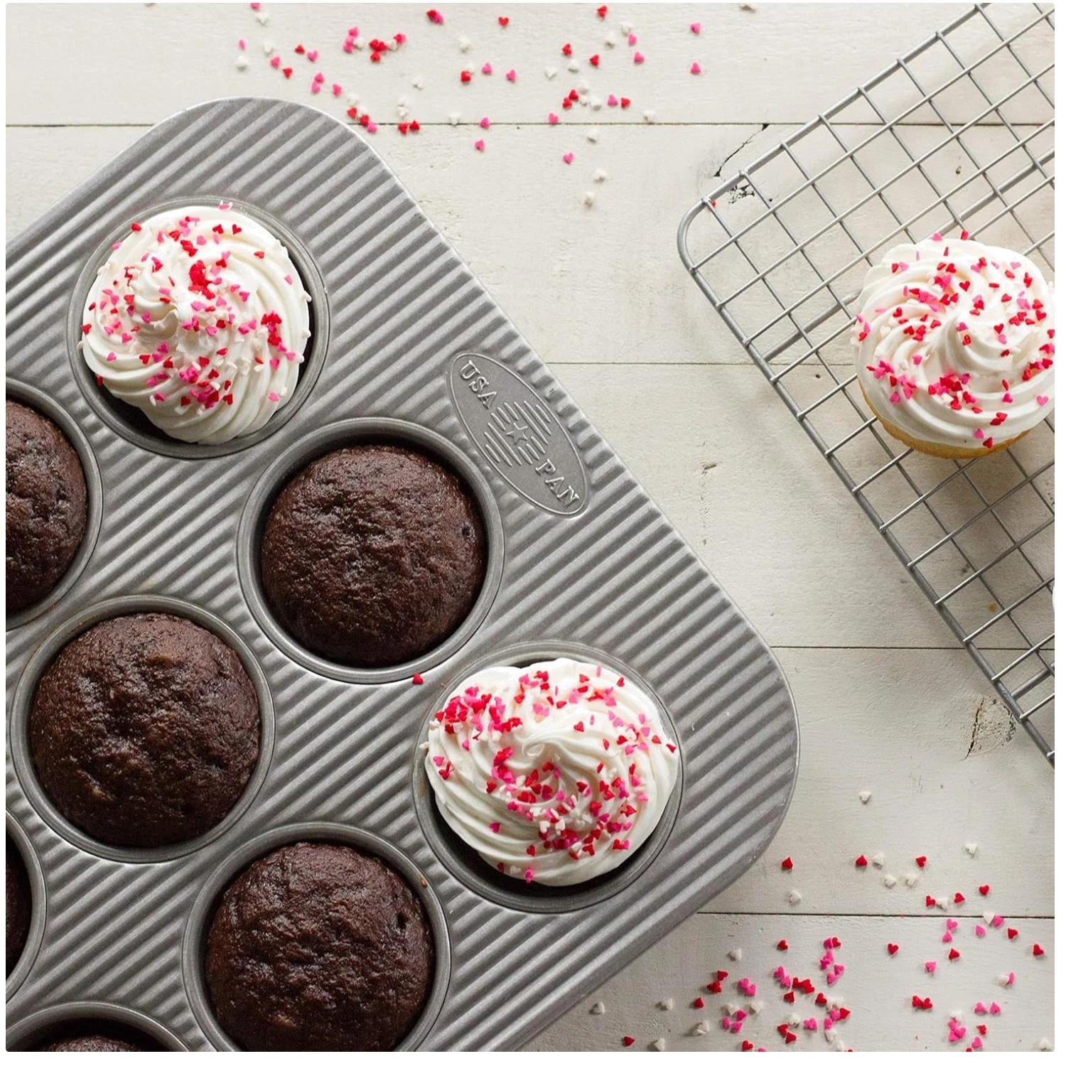 Nonstick 12-Well Muffin Pan x2 - Aluminized Steel
Opens in a new window or tab