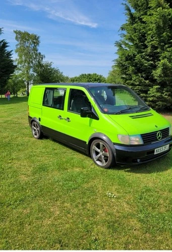 Mercedes-Benz Vito Camper Van — photo 1 of 1