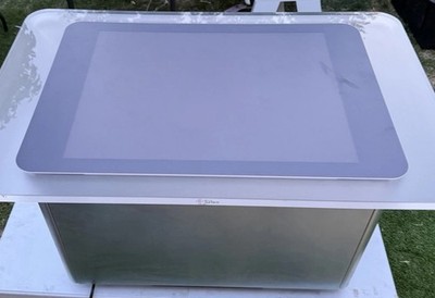 Microsoft Surface 40in Interactive Table All-in-One!RARE! Looks good!Parts?? 