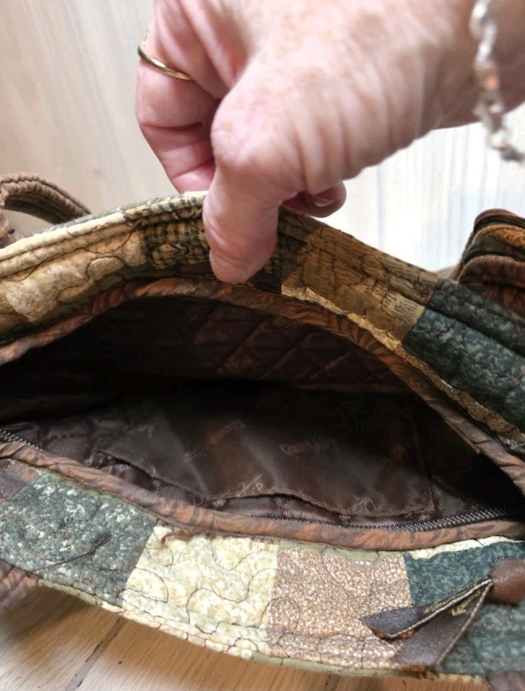 Donna Sharp Patchwork Quilted Messenger Shoulder … - image 4