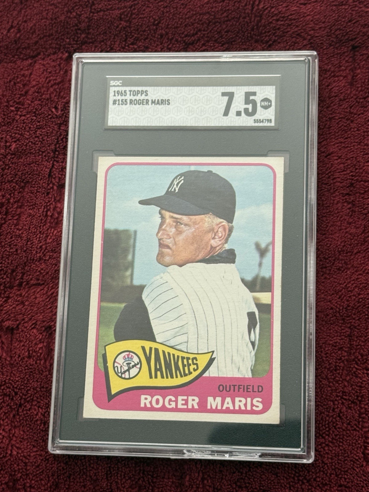 Roger Maris 1965 Topps #155 Sgc 7.5