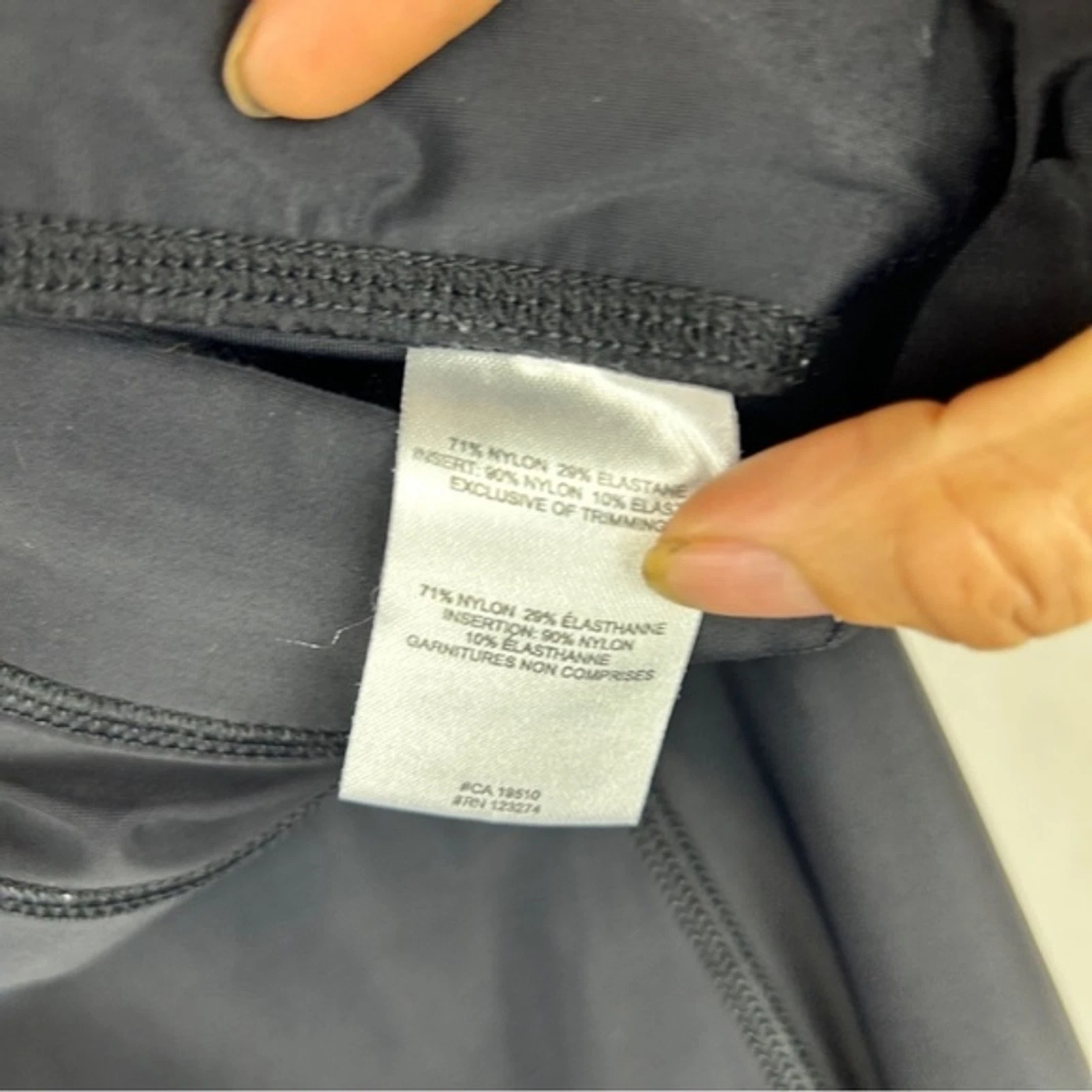 lole mesh detail zipper pocket 7/8 leggings