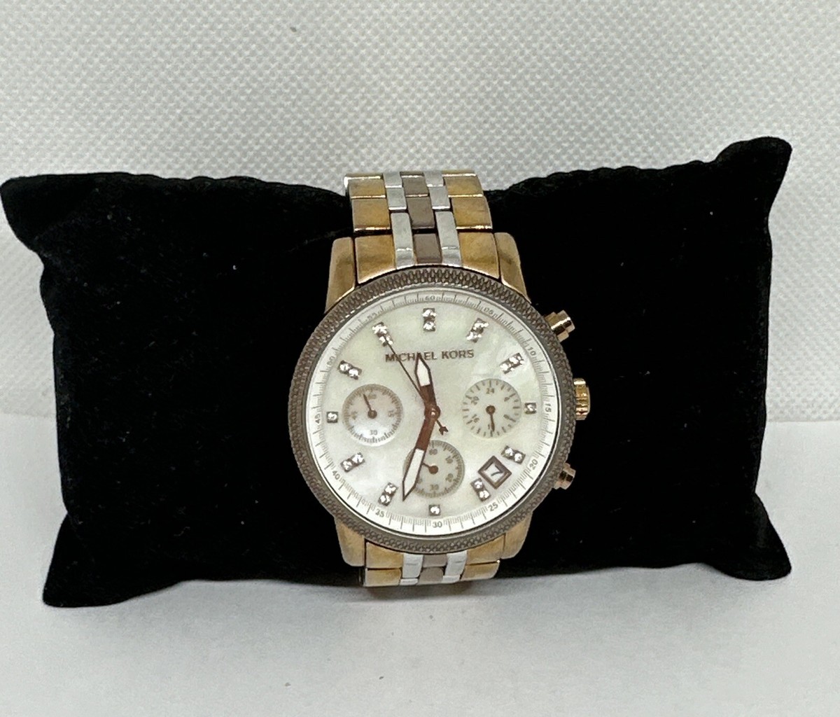 Michael Kors Ritz MK5642 Women Tri-Tone Stainless Steel Analog Dial Watch NUL60 Michael Kors Ritz MK5642 Women Tri-Tone Stainless Steel  main image 3