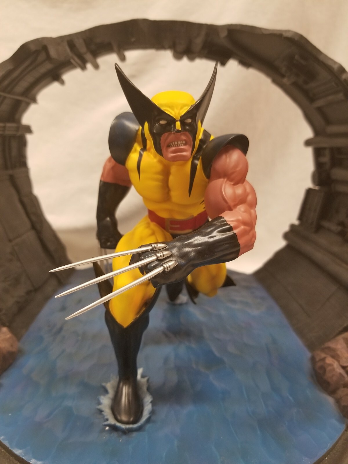 MARVEL XMen Wolverine Diorama STATUE by Clayburn Moore Dynamic Forces