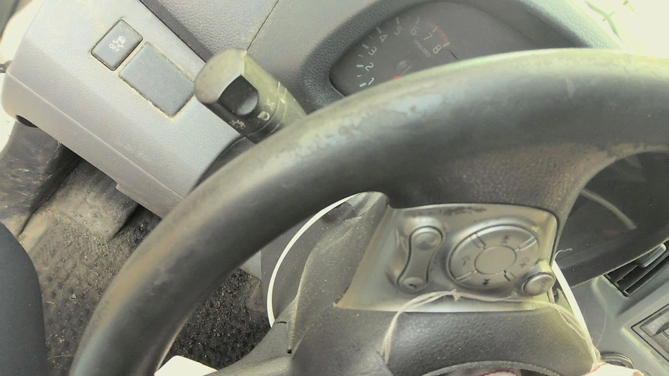 15 NISSAN NV 200 Steering Wheel Gray=w Lots Of Wearing No Bag — 第 2/2 张图片