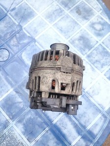 Lichtmaschine 110A 03C903023D  VW Golf V  Touran 1T Audi A3 8P Seat Leon 1,6 FSI