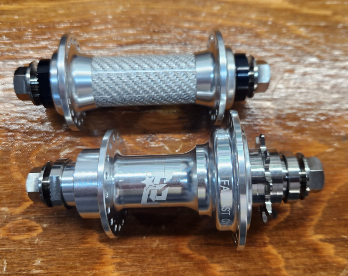 FEC 10mm Titan Freecoaster / silver carbon front BMX FLATLAND hub