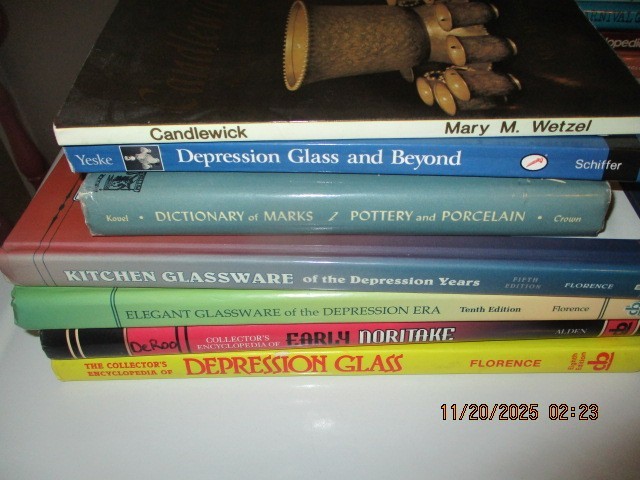 7 VTG COLLECTIBLE GLASS REFERENCE BOOKS- KITCHEN, DEPRESSION, ELEGANT CANDLEWICK